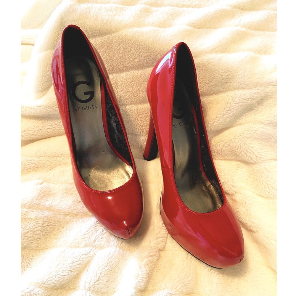 G by Guess | Red Pumps